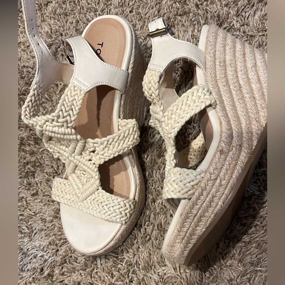 Torrid wedges 7.5